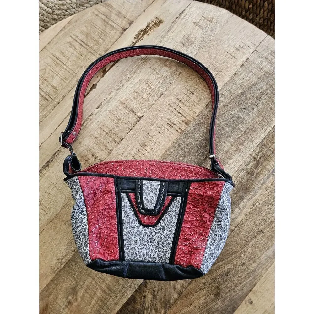 D’Onofrio Leather Designs Handcrafted Shoulder Bag‎ Black Red USA